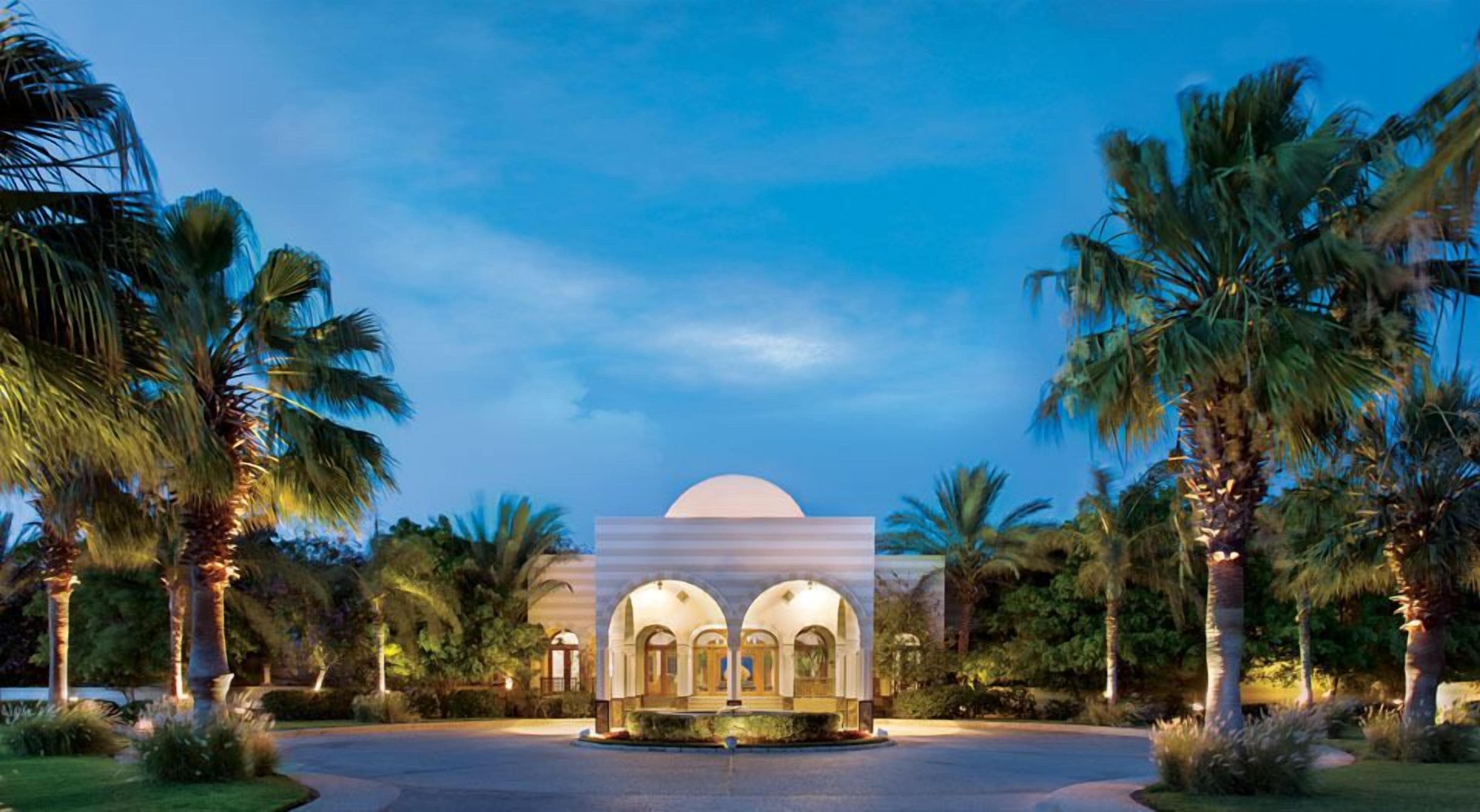 Privat strand ved The Oberoi
